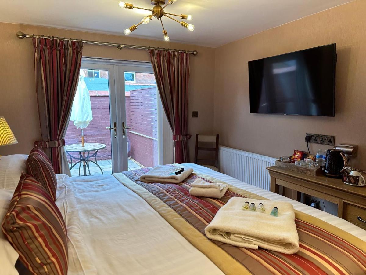 مبيت وإفطار دار ضيافة تشيستر هاوس المظهر الخارجي الصورة A bedroom at the hotel