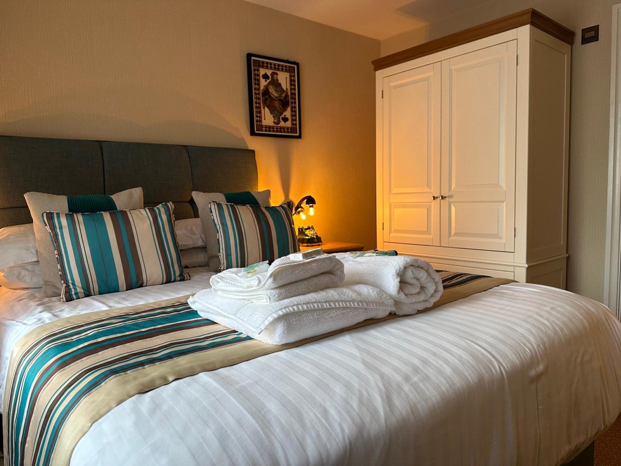 مبيت وإفطار دار ضيافة تشيستر هاوس المظهر الخارجي الصورة A bedroom at the hotel