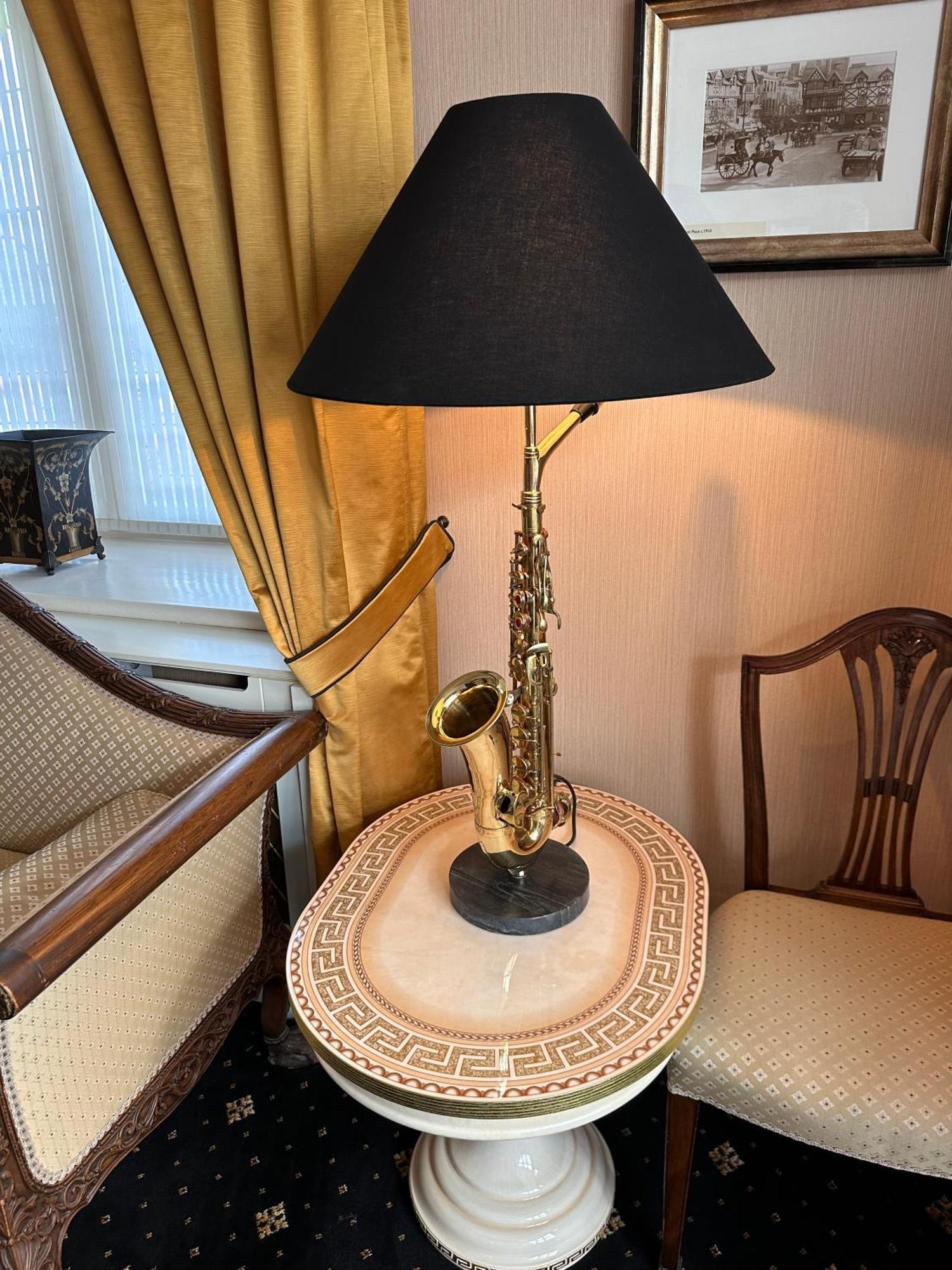 مبيت وإفطار دار ضيافة تشيستر هاوس المظهر الخارجي الصورة A saxophone lamp