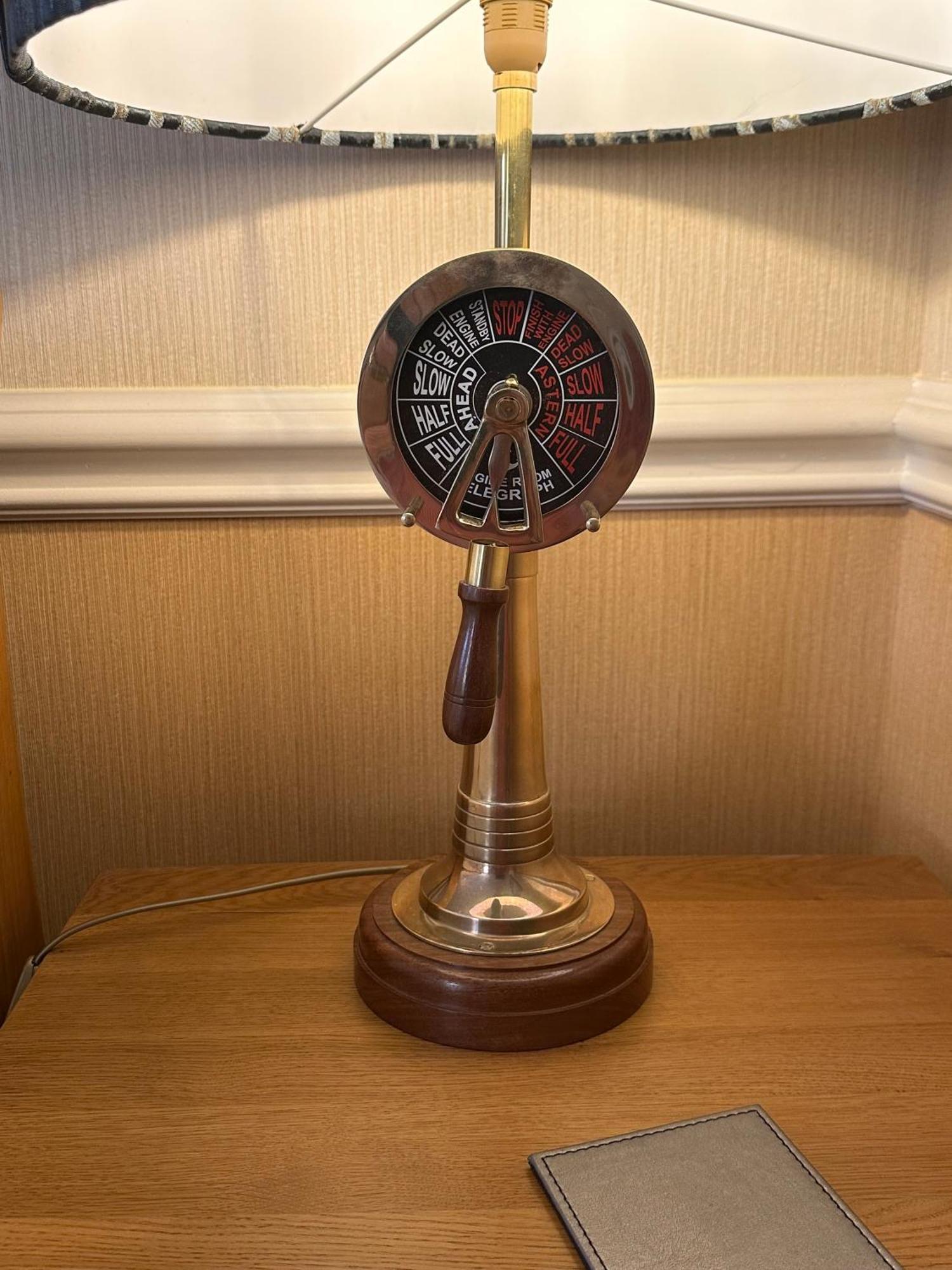 مبيت وإفطار دار ضيافة تشيستر هاوس المظهر الخارجي الصورة A 1970s-era Western Electric 2500 telephone